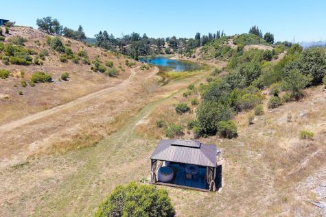 4665 Upper Ridge Road Santa Rosa CA 95404