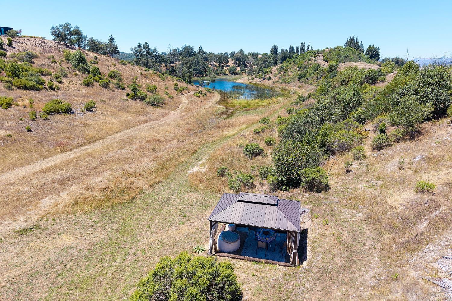4665 Upper Ridge Road Santa Rosa CA 95404