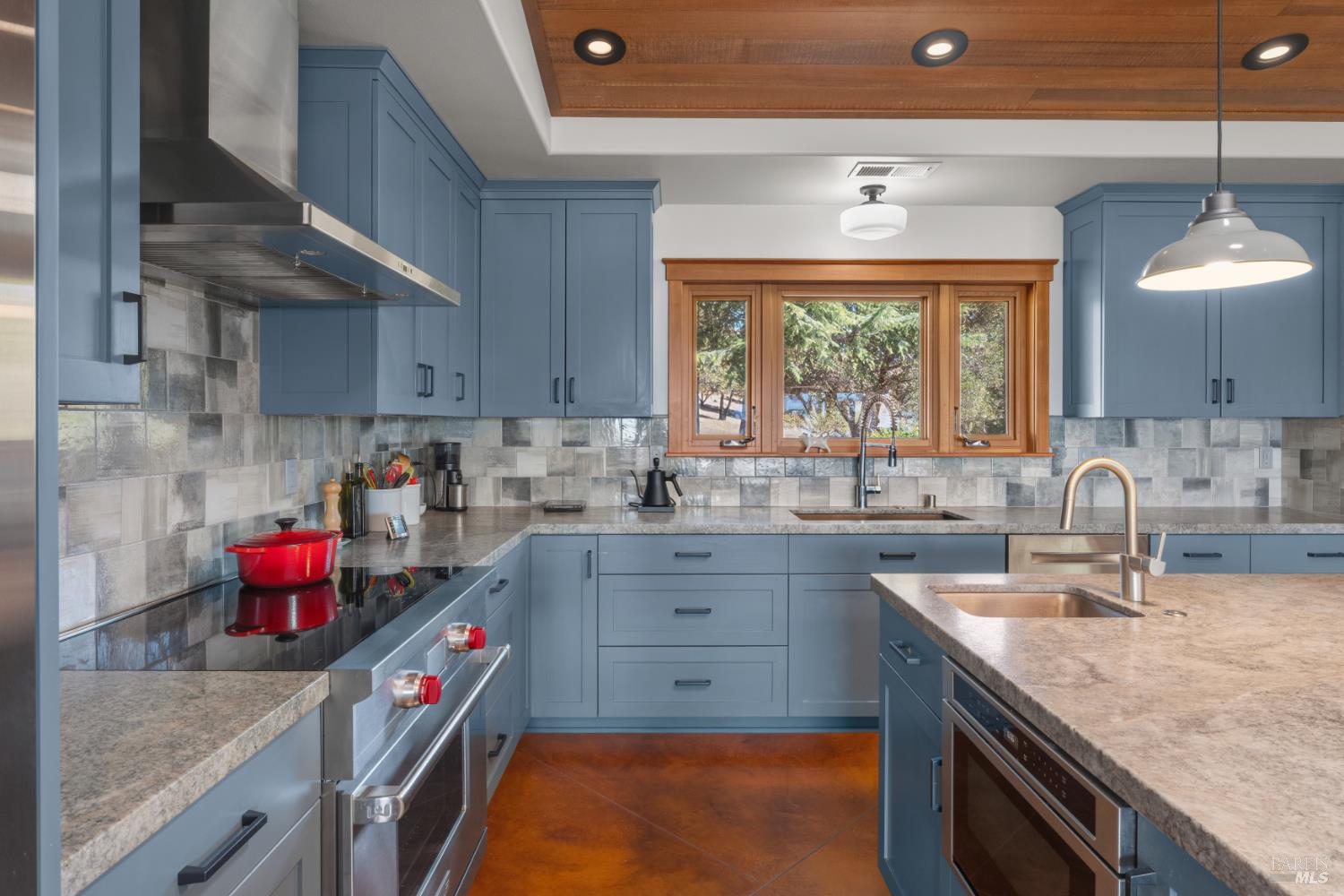 10801 Bakers Creek Road Redwood Valley CA 95470
