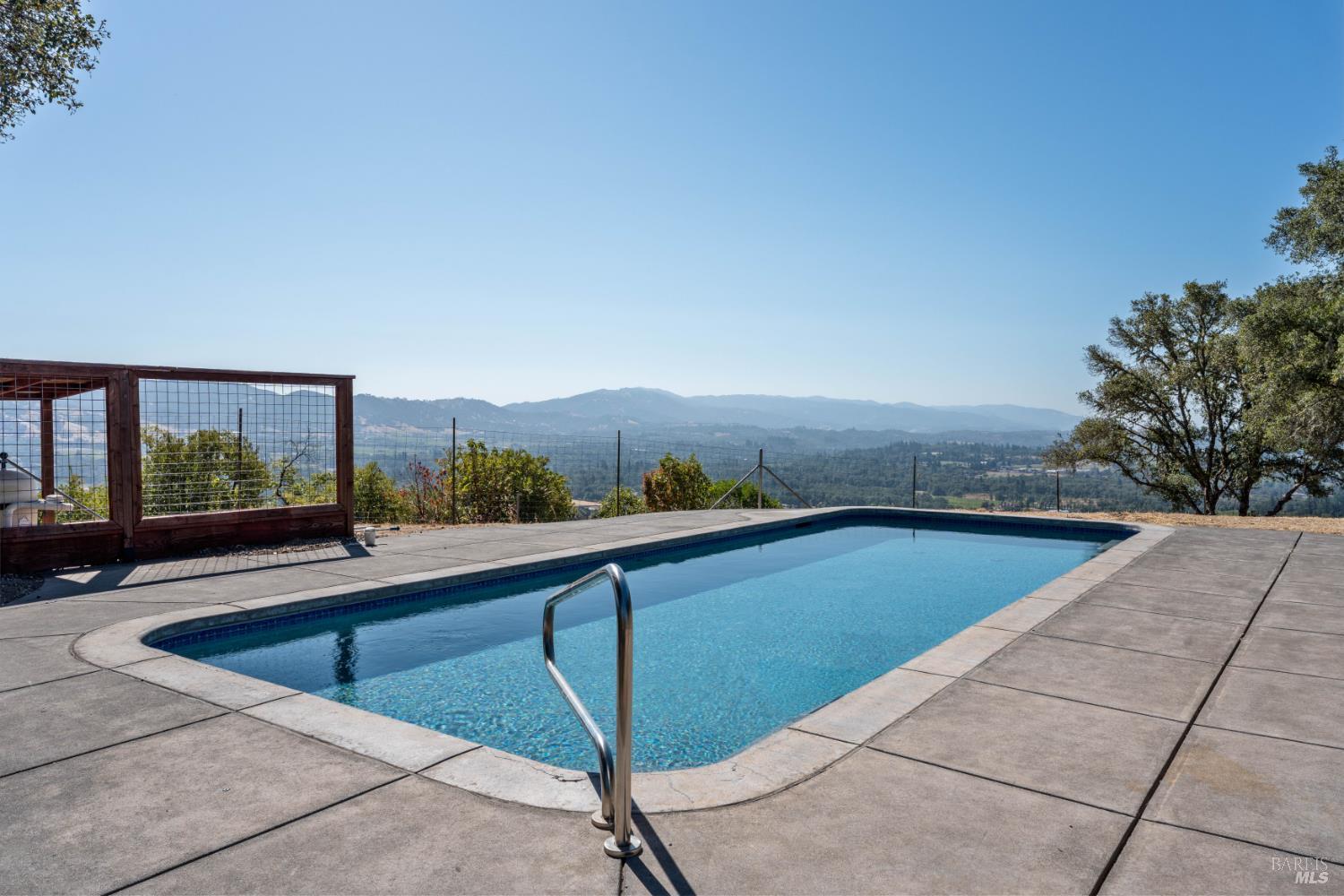 10801 Bakers Creek Road Redwood Valley CA 95470