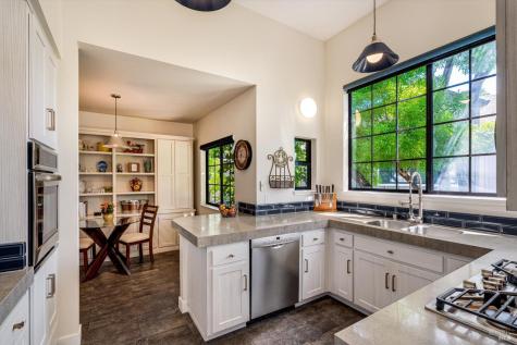 18120 Vassar Court Sonoma CA 95476