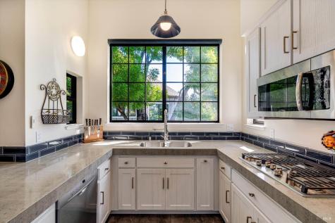 18120 Vassar Court Sonoma CA 95476