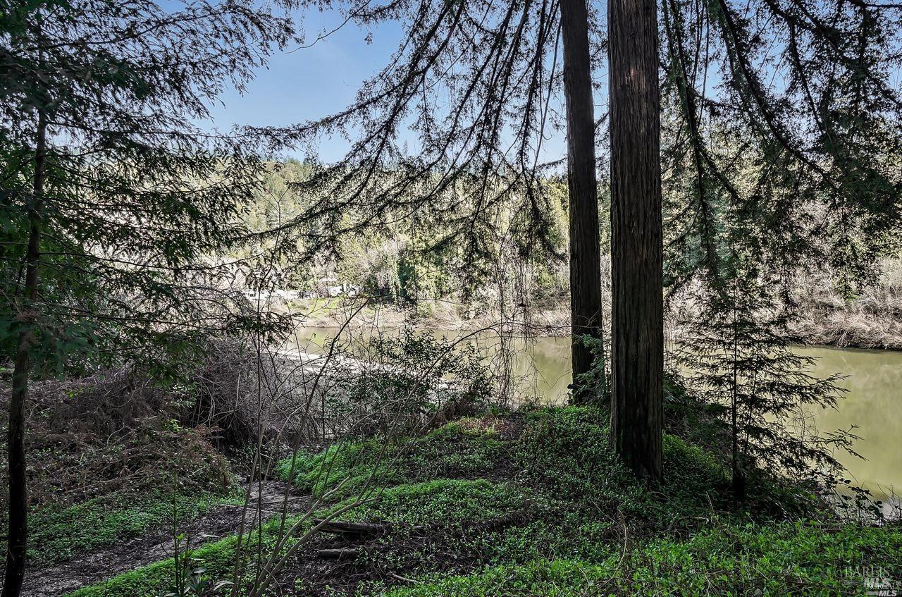 7233 Harmon Avenue Guerneville CA 95446