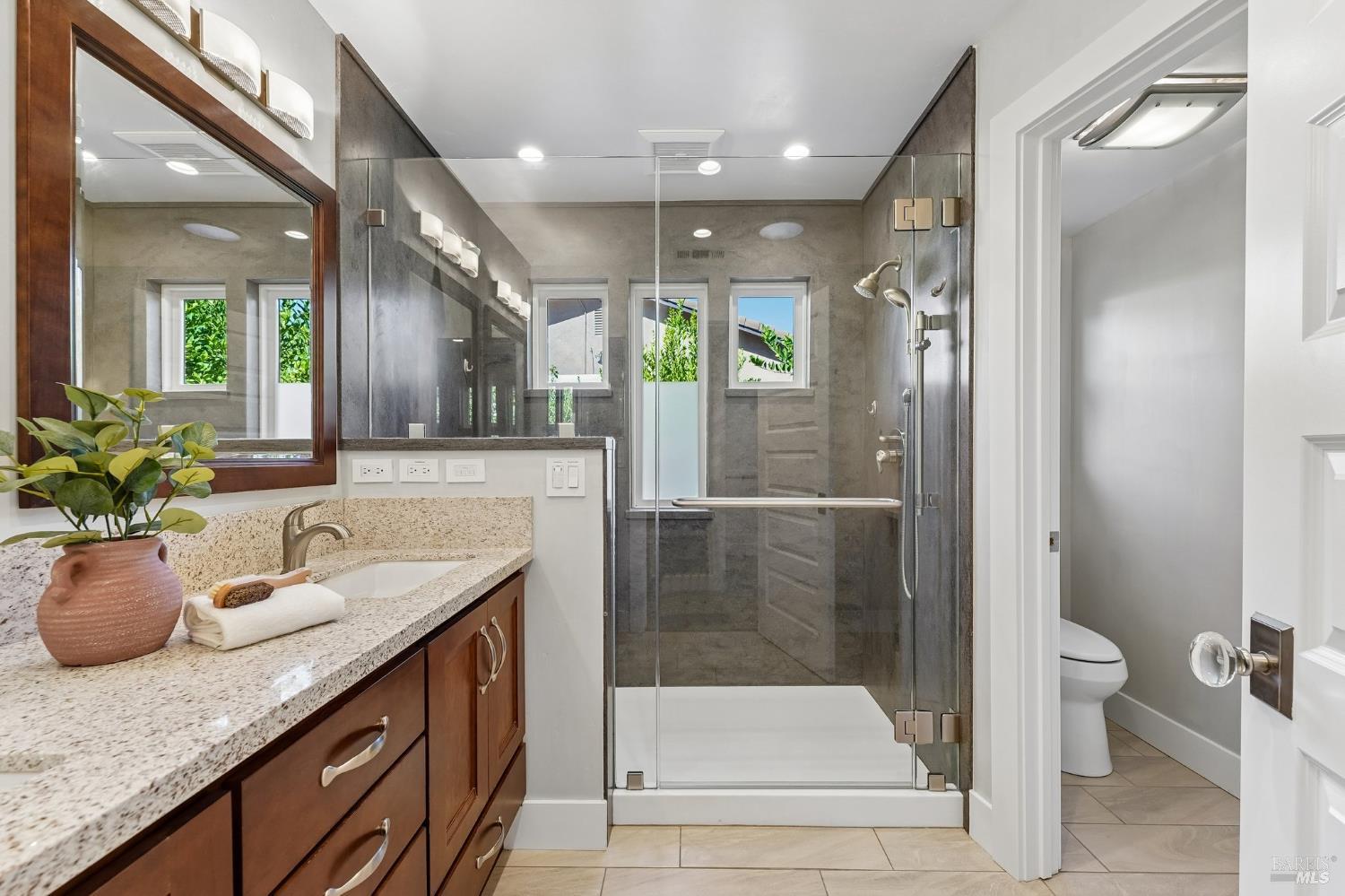 37 Willotta Drive Fairfield CA 94534