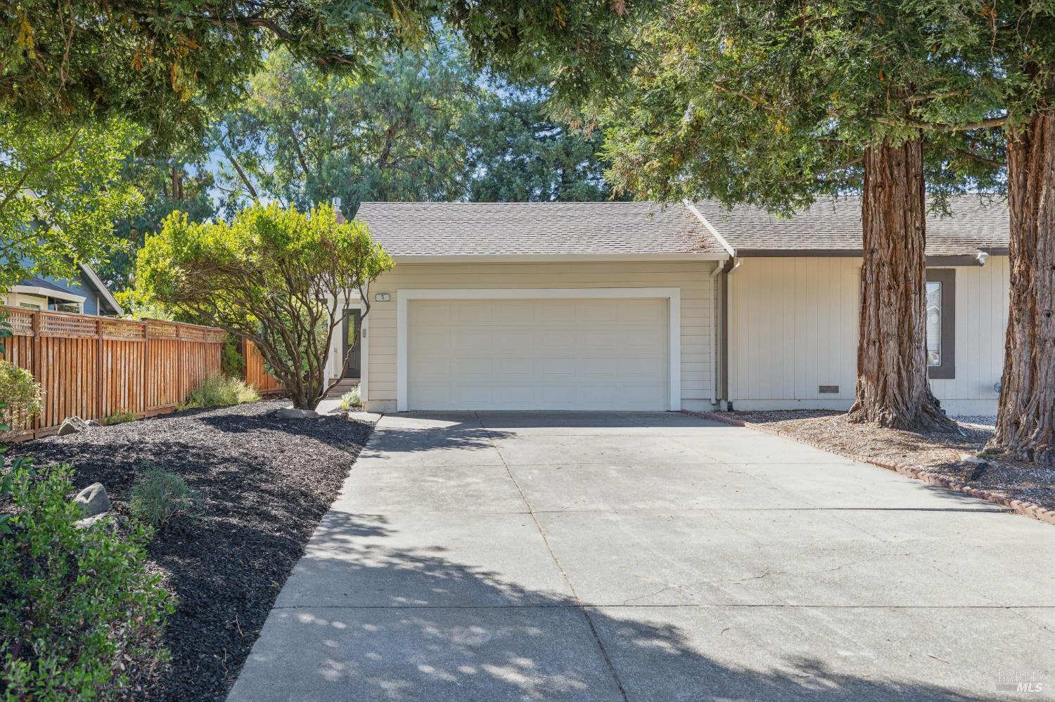 5 Boreal Place Petaluma CA 94954