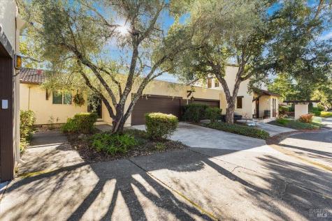 802 Adobe Drive Santa Rosa CA 95404