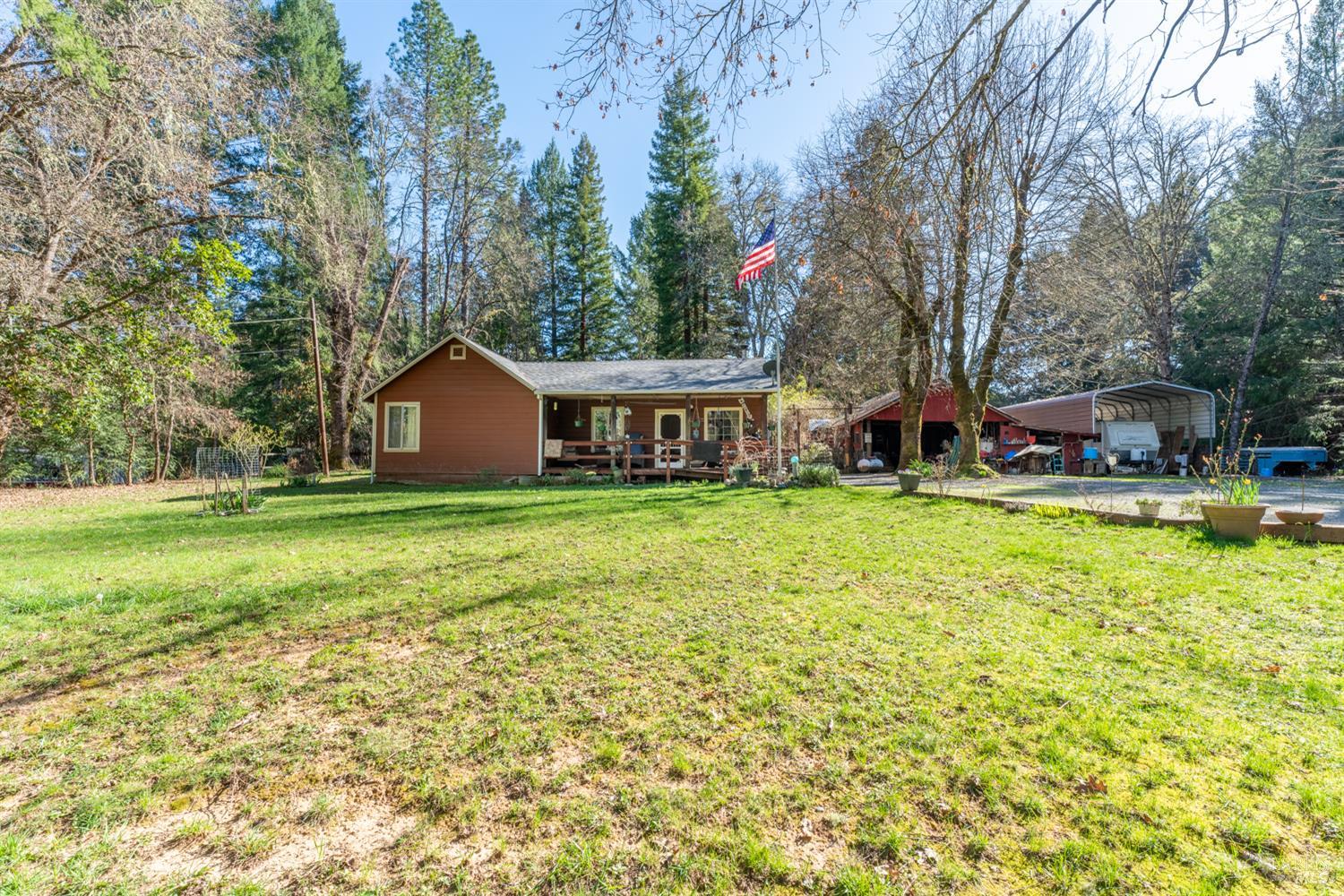 801 Bauer Road Laytonville CA 95454