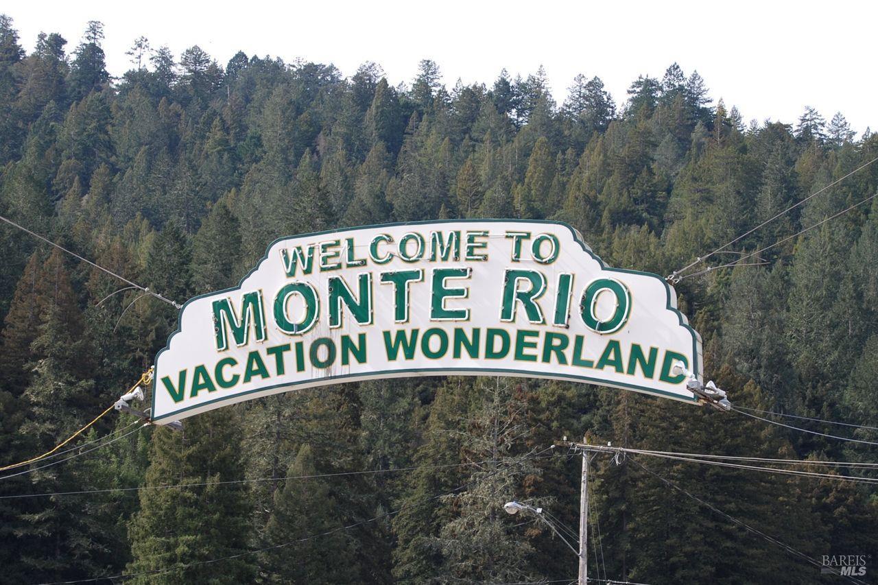 19590 Redwood Drive Monte Rio CA 95462