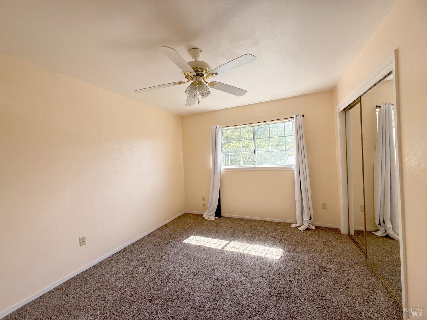 27009 Hawk Court Willits CA 95490
