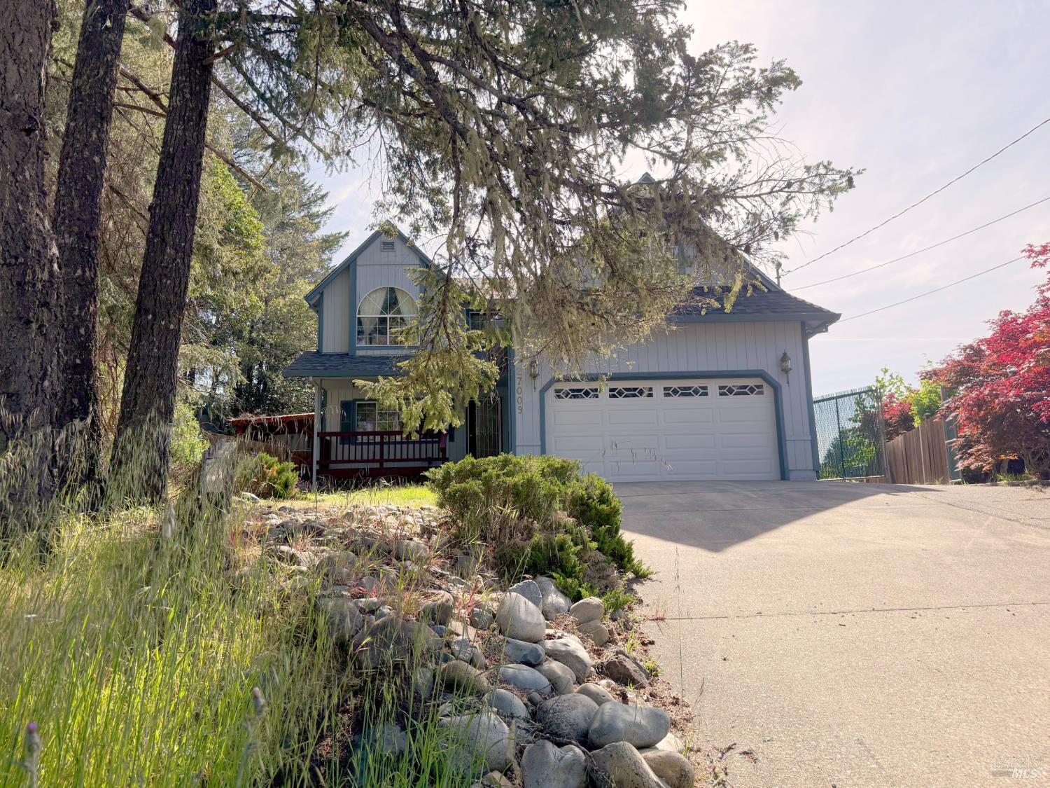 27009 Hawk Court Willits CA 95490