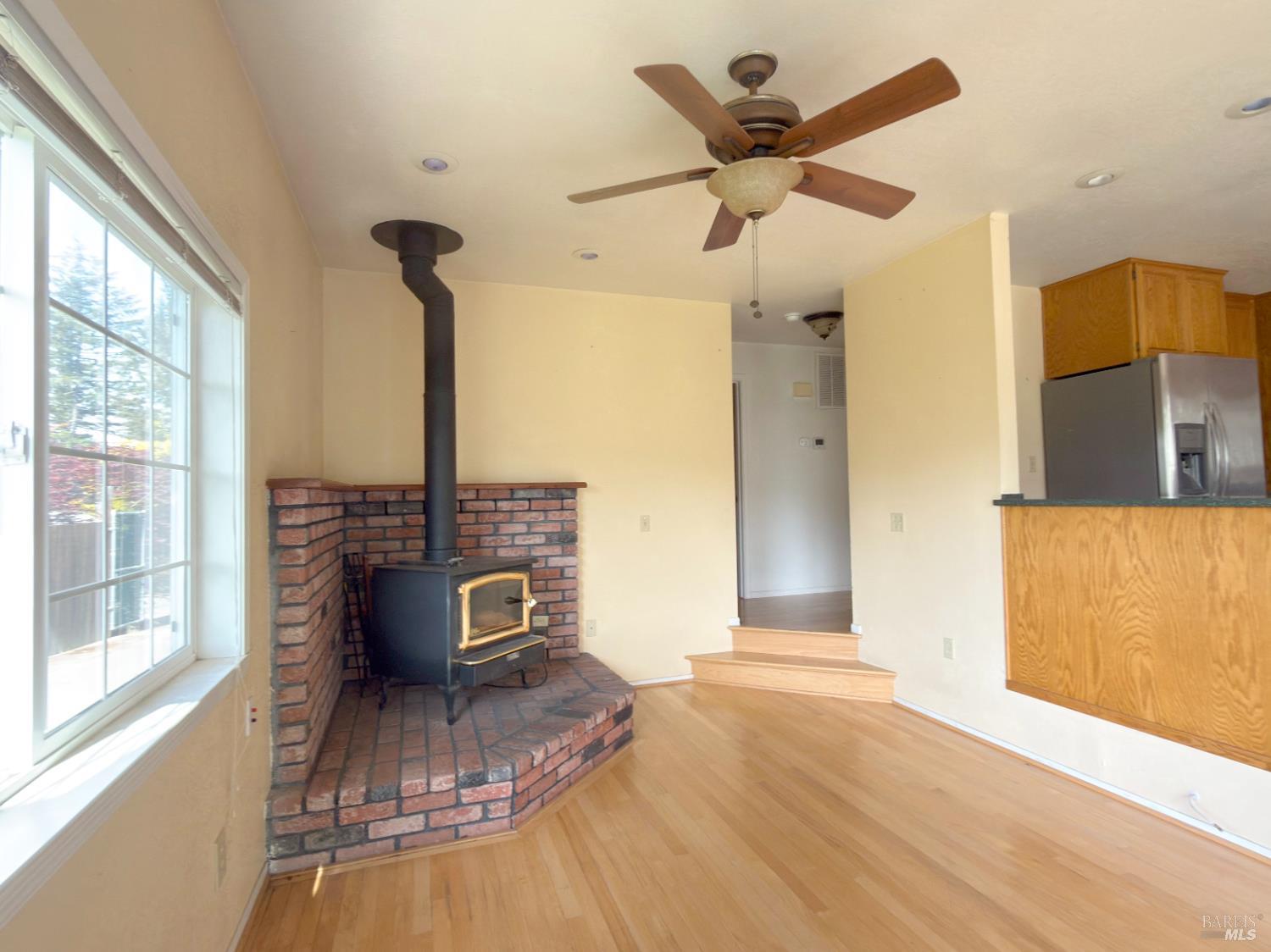 27009 Hawk Court Willits CA 95490