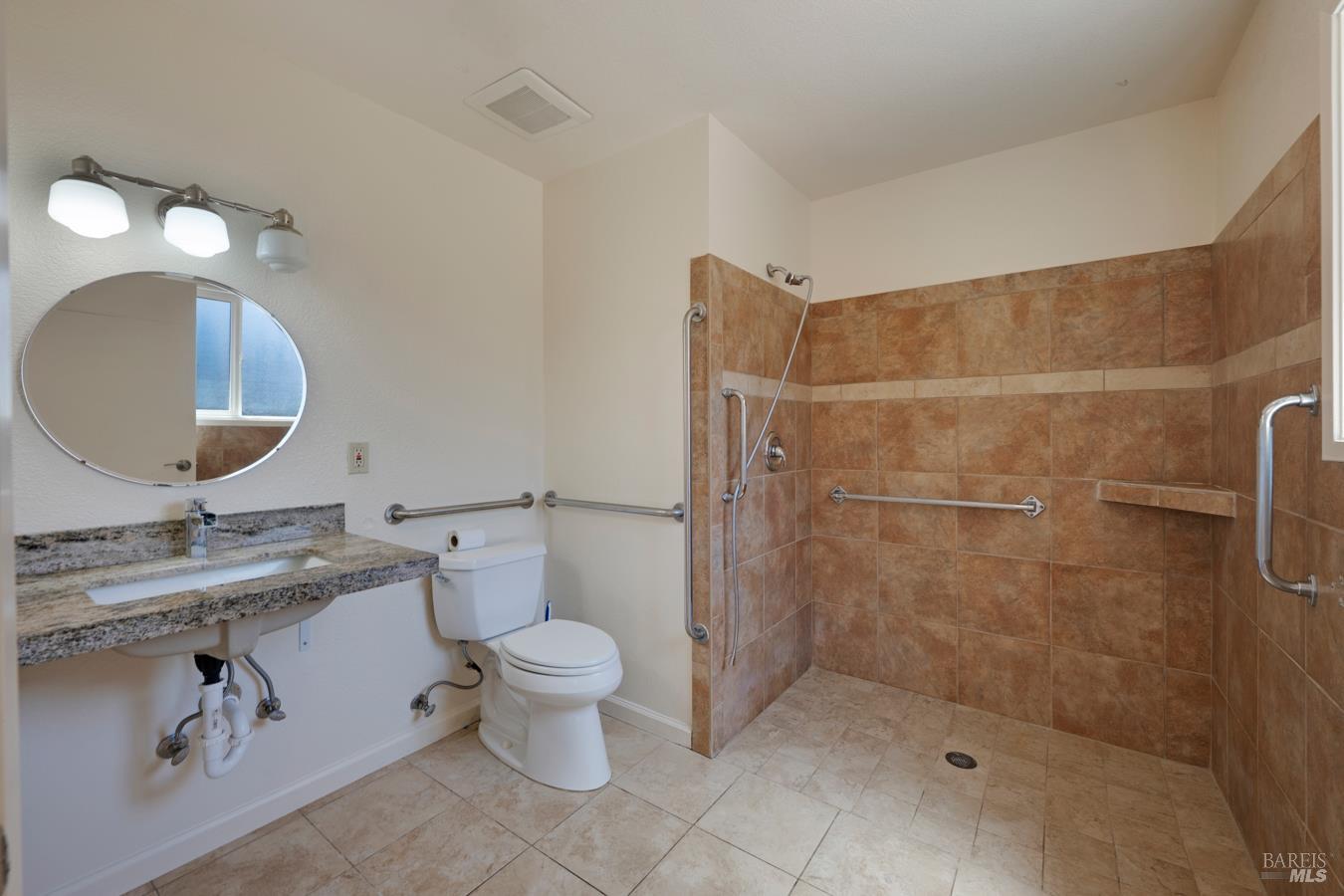 1824 Fenwick Place Santa Rosa CA 95401