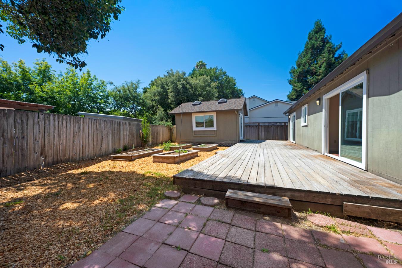 1824 Fenwick Place Santa Rosa CA 95401