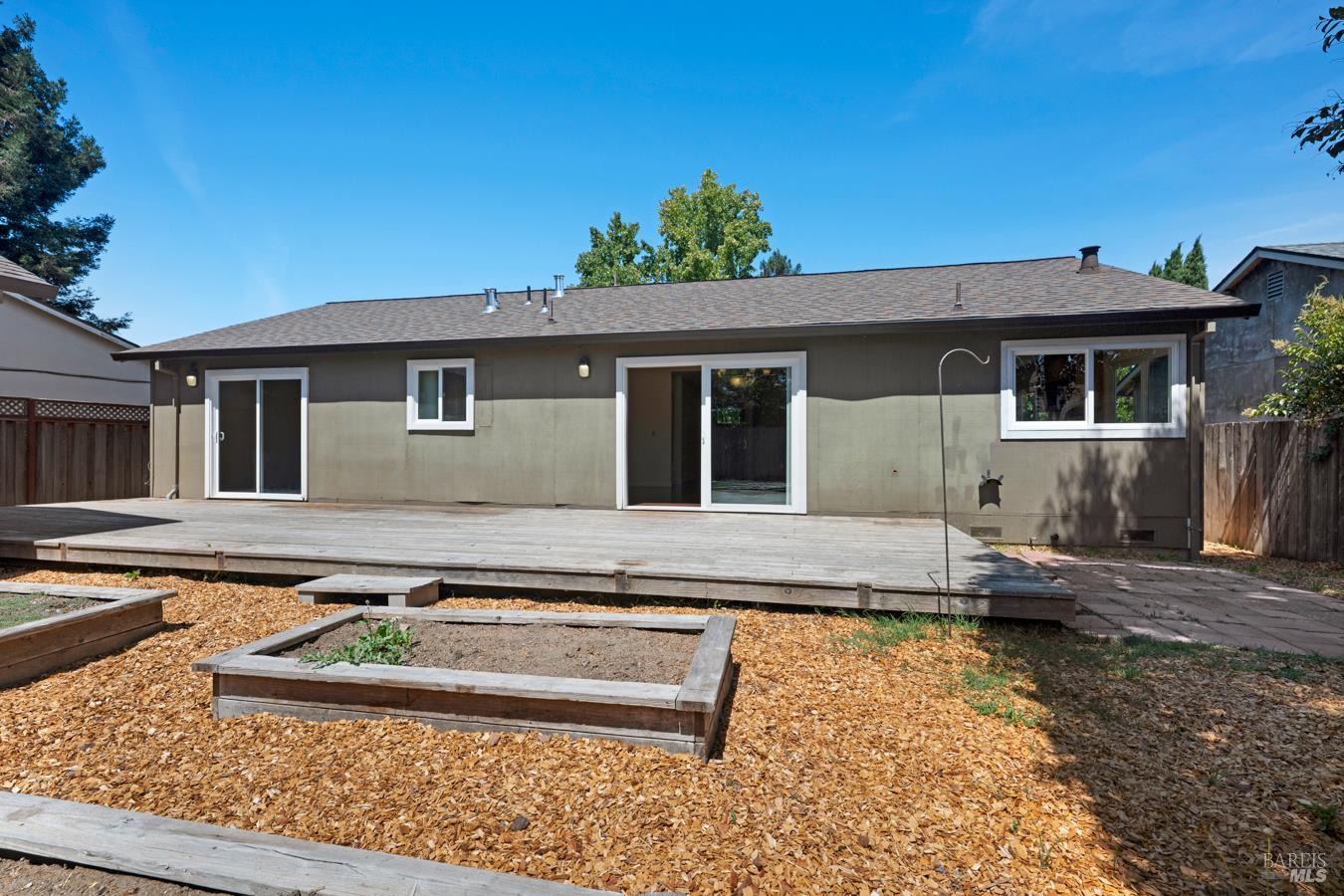 1824 Fenwick Place Santa Rosa CA 95401