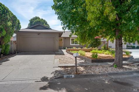 1824 Fenwick Place Santa Rosa CA 95401