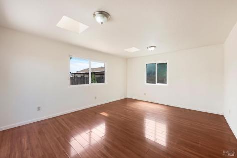 1824 Fenwick Place Santa Rosa CA 95401