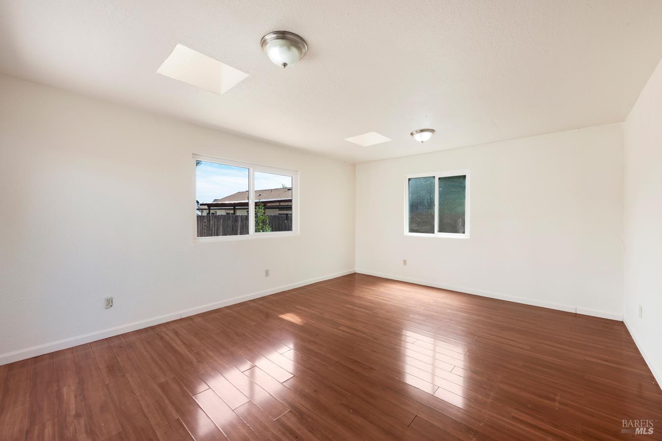 1824 Fenwick Place Santa Rosa CA 95401