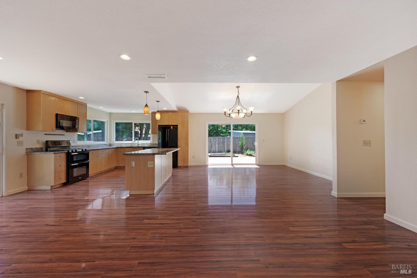 1824 Fenwick Place Santa Rosa CA 95401