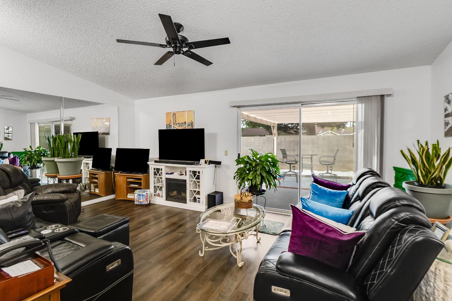 7301 Sunsweet Lane Sacramento CA 95828