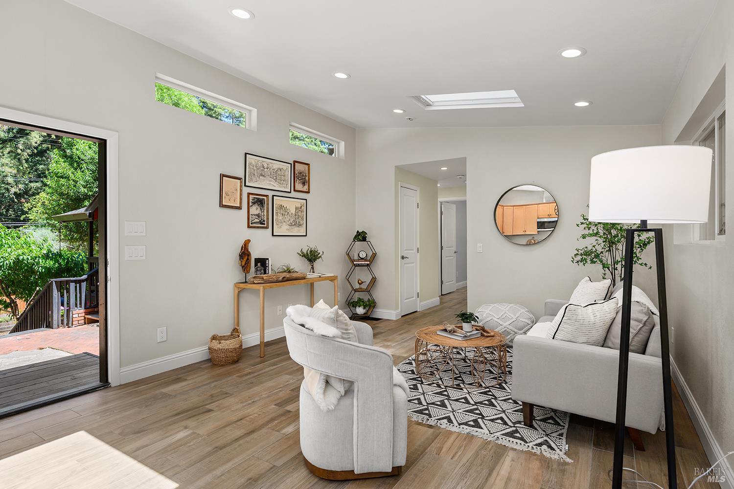 14664 Rio Nido Road Guerneville CA 95446