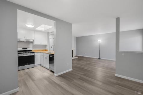 735 Blair Place Santa Rosa CA 95401