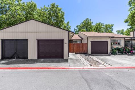 735 Blair Place Santa Rosa CA 95401