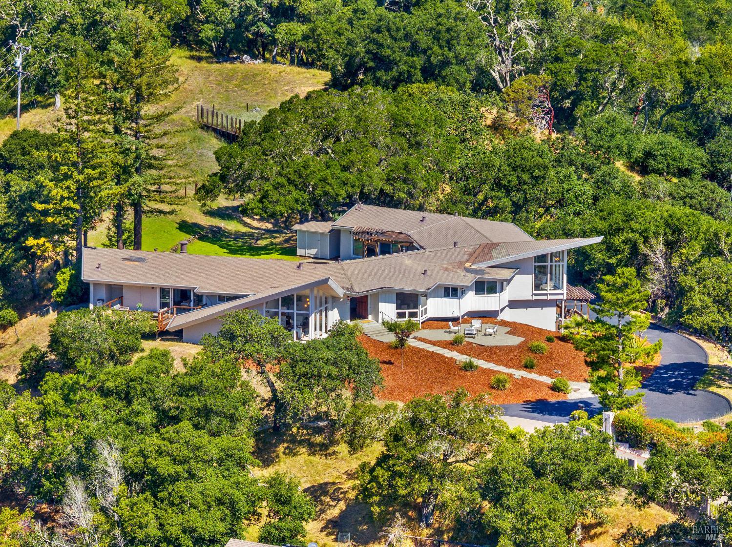 56 Capilano Drive Novato CA 94949