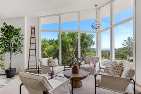 56 Capilano Drive Novato CA 94949