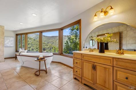 56 Capilano Drive Novato CA 94949