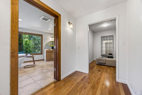 56 Capilano Drive Novato CA 94949