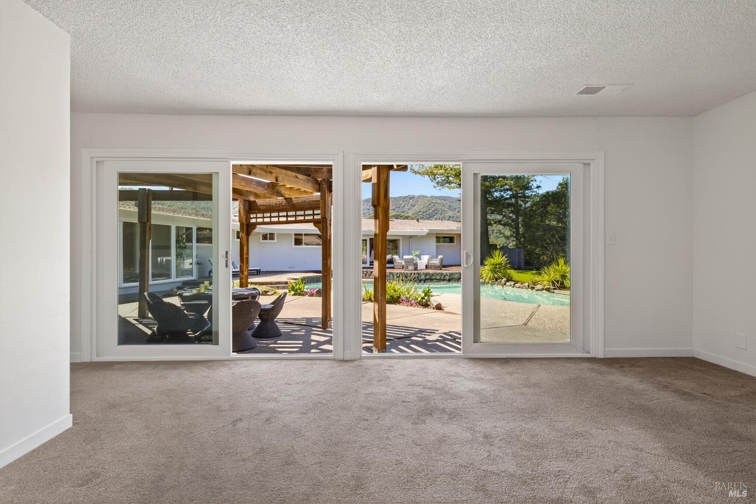 56 Capilano Drive Novato CA 94949
