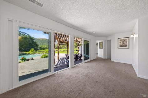 56 Capilano Drive Novato CA 94949