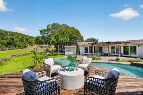 56 Capilano Drive Novato CA 94949