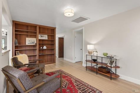 500 Los Arboles Way Santa Rosa CA 95403