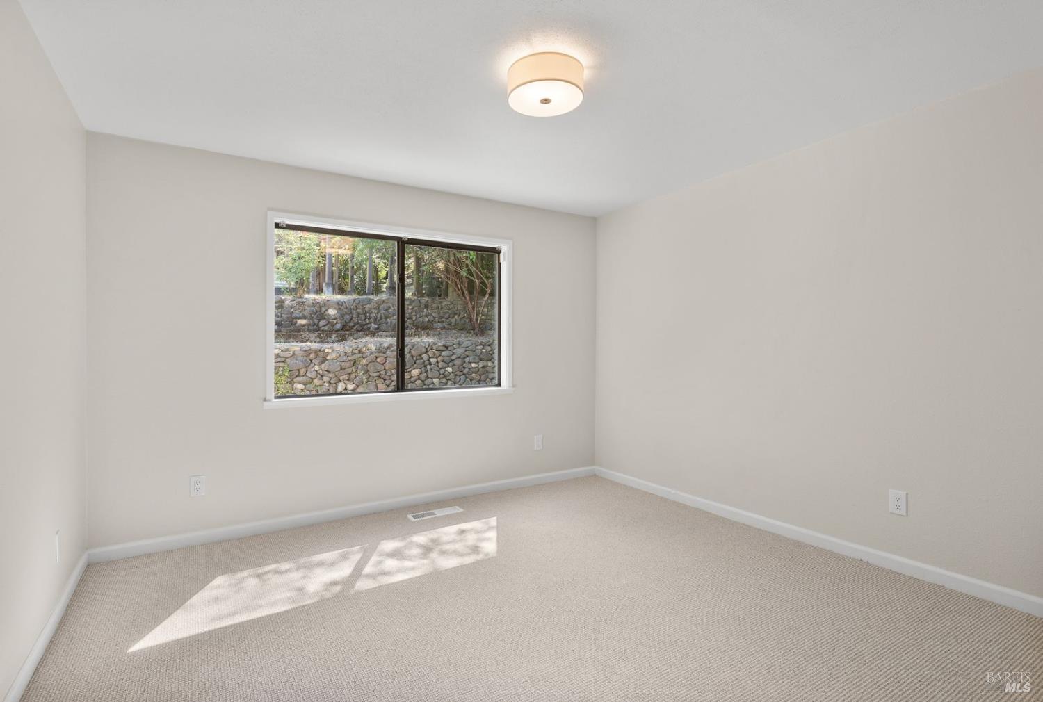 500 Los Arboles Way Santa Rosa CA 95403