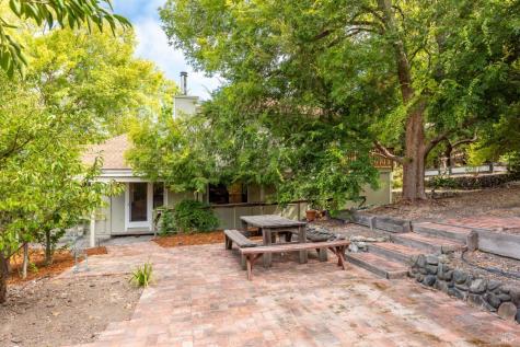 500 Los Arboles Way Santa Rosa CA 95403