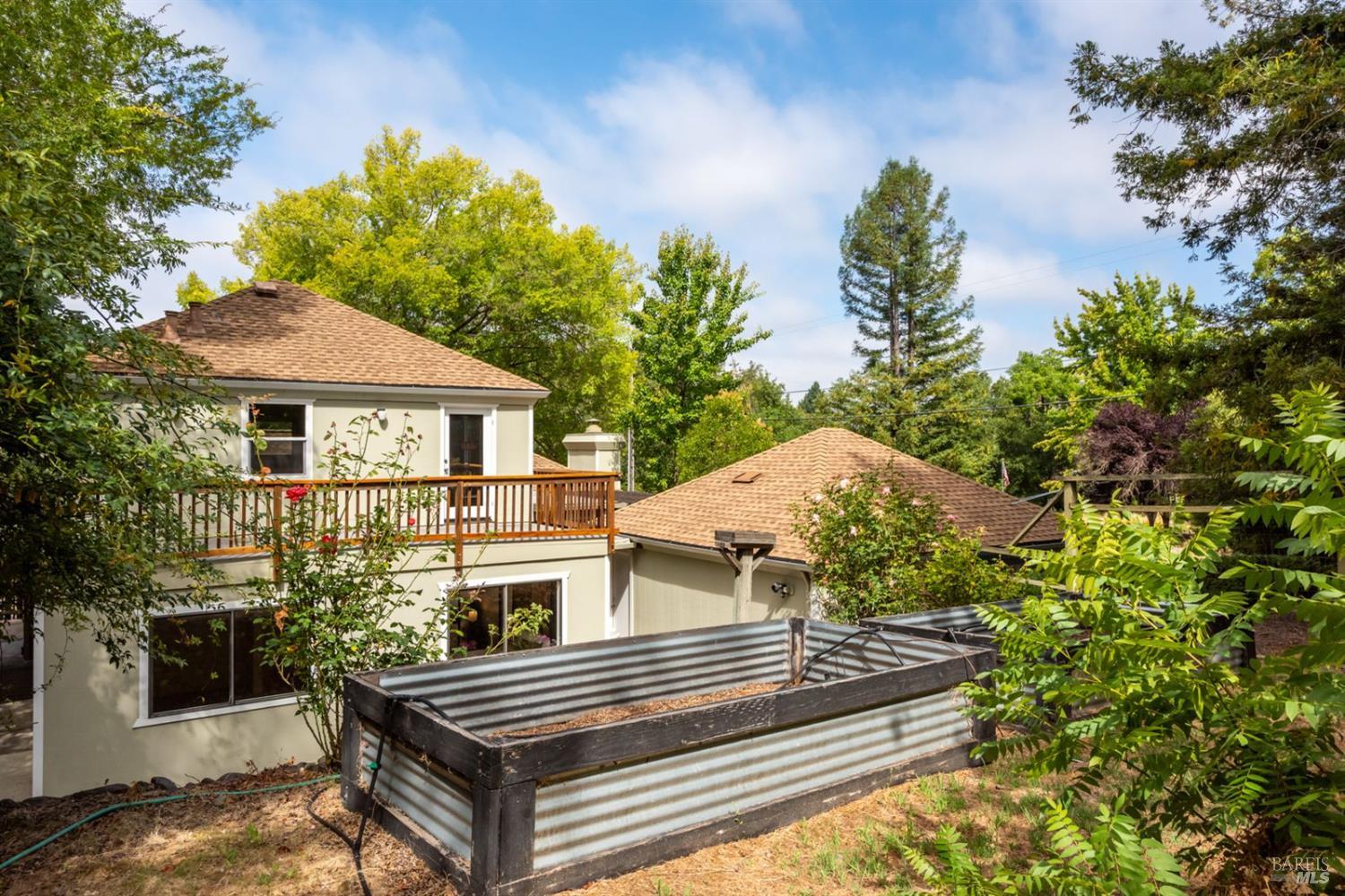 500 Los Arboles Way Santa Rosa CA 95403