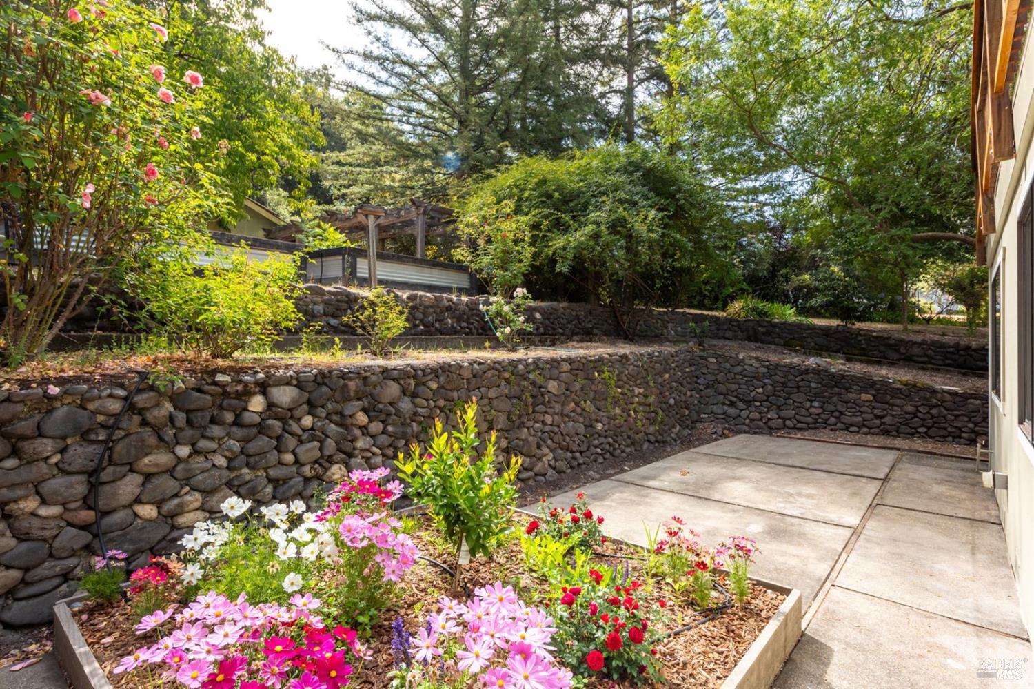 500 Los Arboles Way Santa Rosa CA 95403