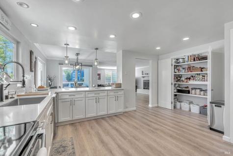 2589 Topaz Drive Novato CA 94945