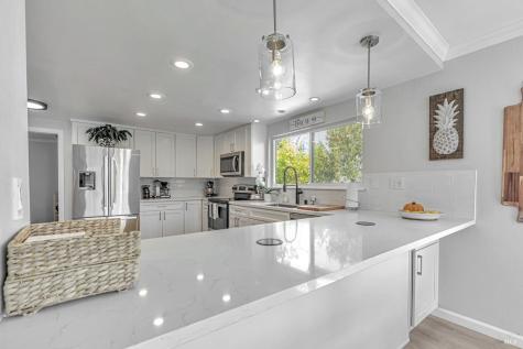 2589 Topaz Drive Novato CA 94945