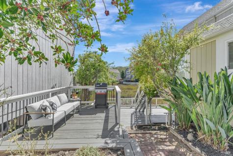 2589 Topaz Drive Novato CA 94945