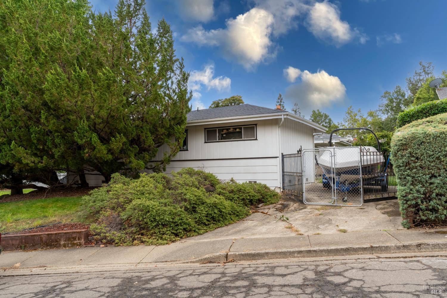 110 Foothill Court Ukiah CA 95482