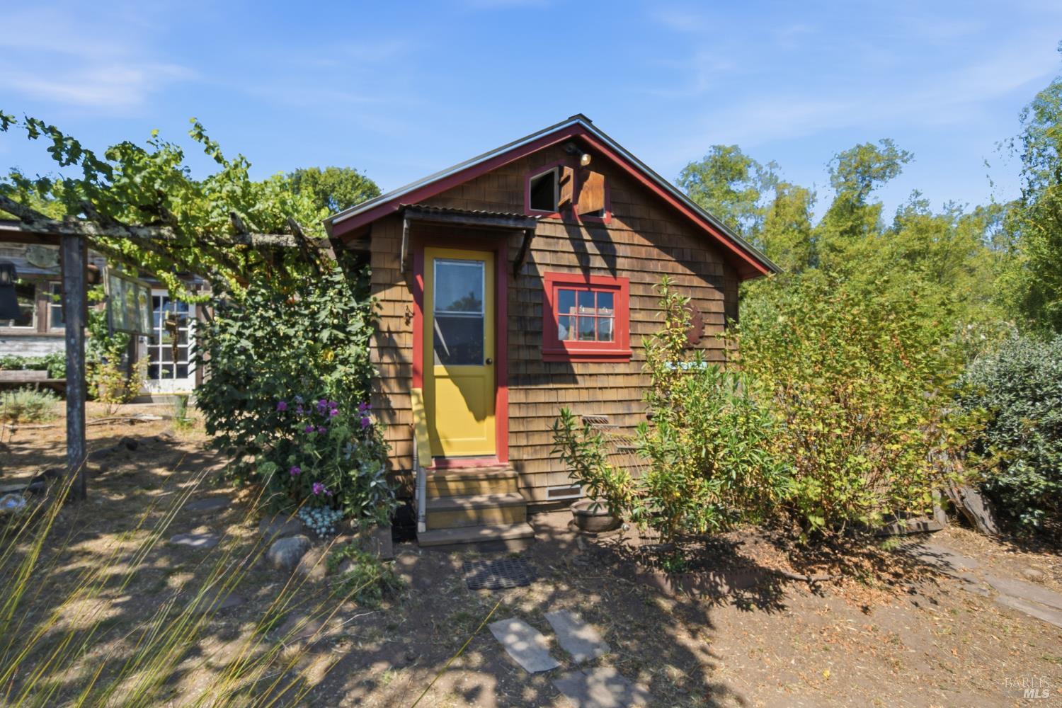 8650 Savio Road Sebastopol CA 95472
