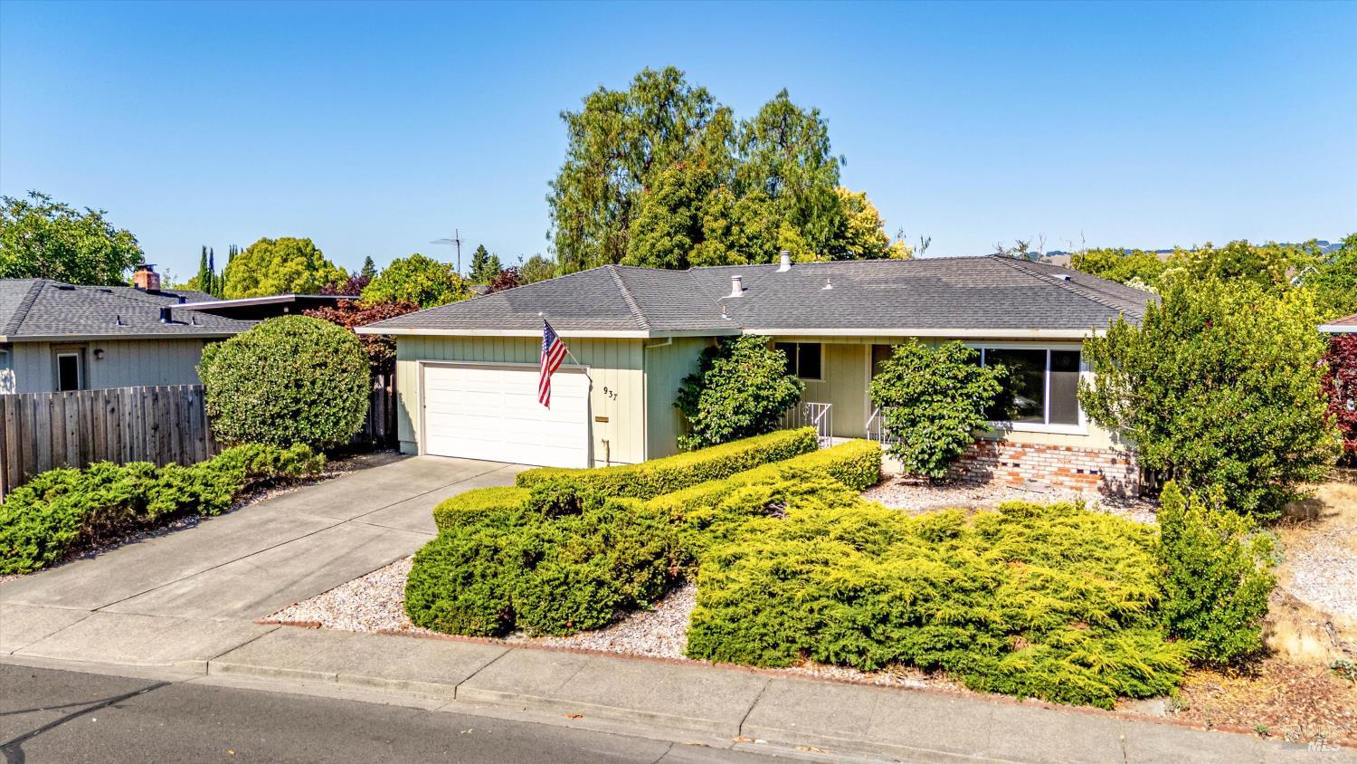 937 Manor Drive Sonoma CA 95476