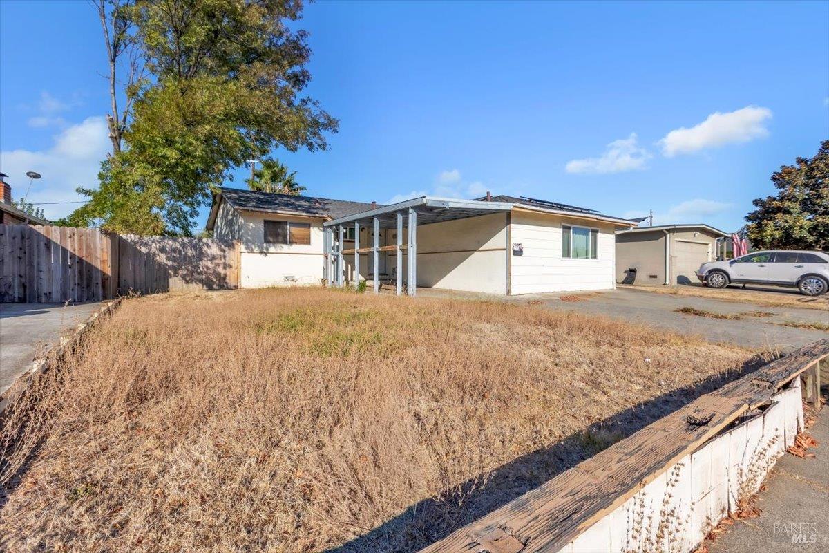 2207 Santa Cruz Drive Fairfield CA 94533