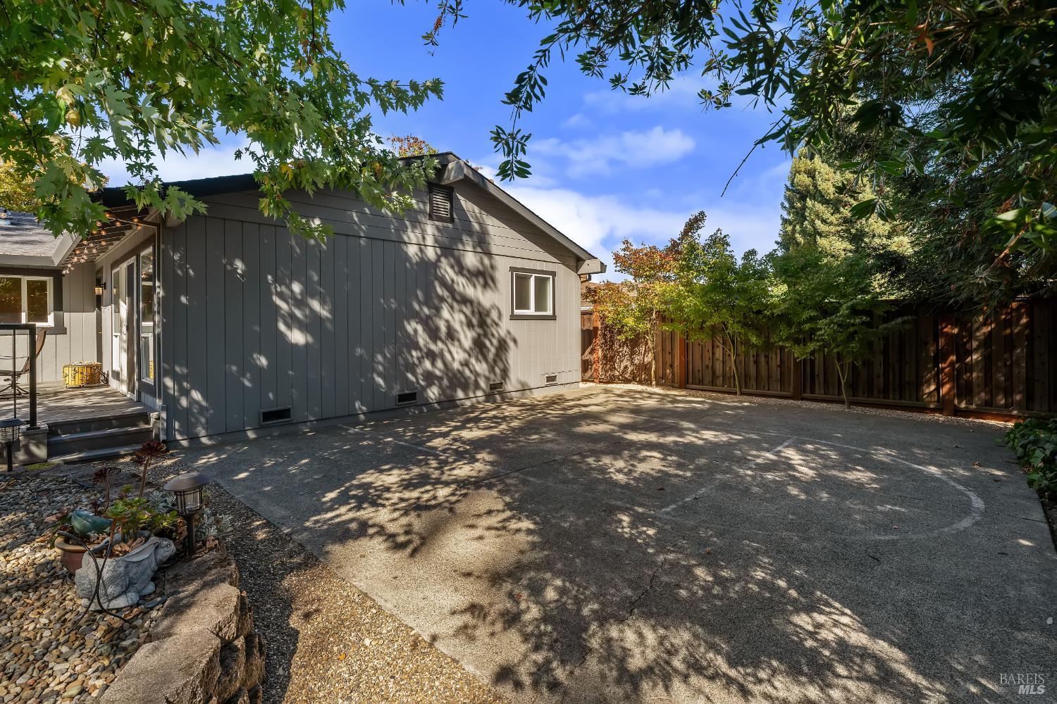 2158 Mount Olive Drive Santa Rosa CA 95404