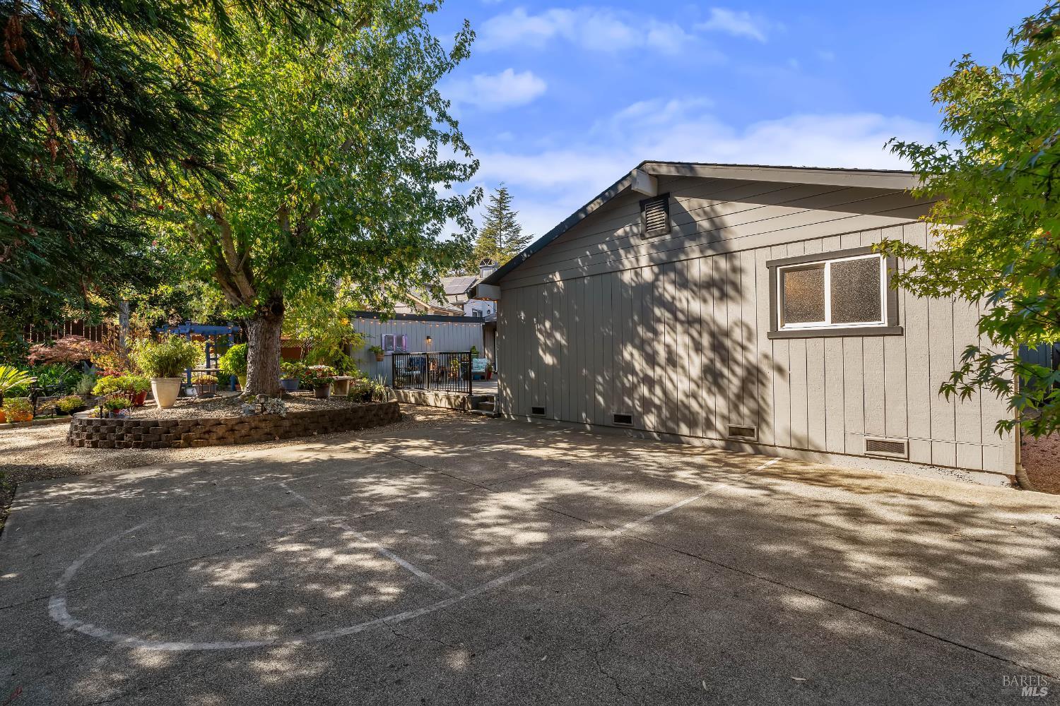 2158 Mount Olive Drive Santa Rosa CA 95404