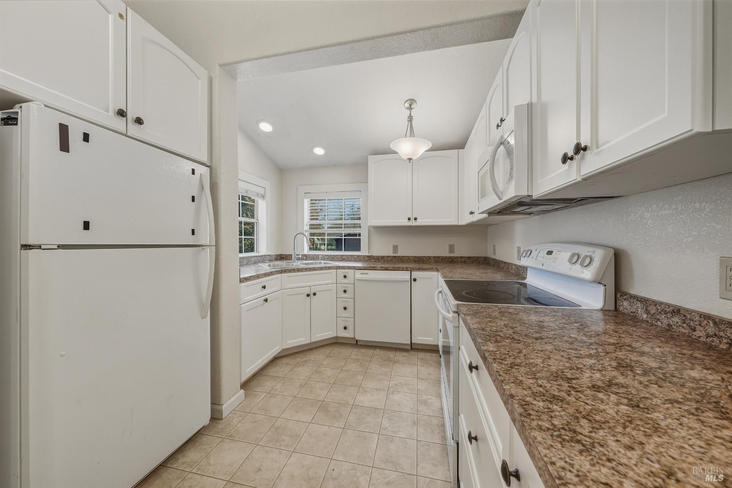 150 Clearlake Avenue Lakeport CA 95453
