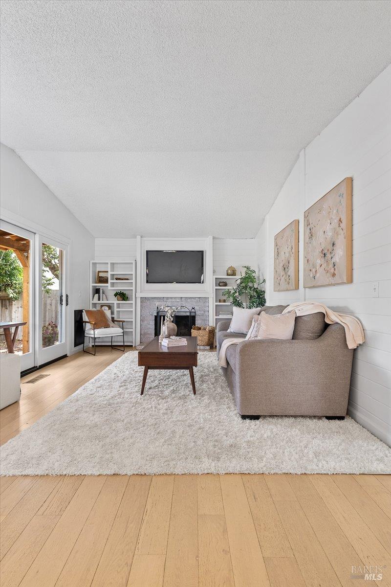 4336 Leafwood Circle W Santa Rosa CA 95405