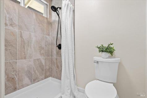 4336 Leafwood Circle W Santa Rosa CA 95405